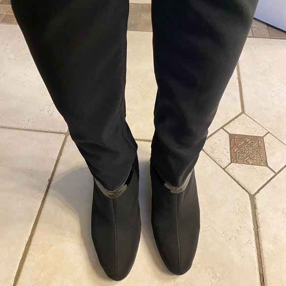 LRLMalida II Knee High Stretch Fabric Patent Boots - Picture 1 of 8